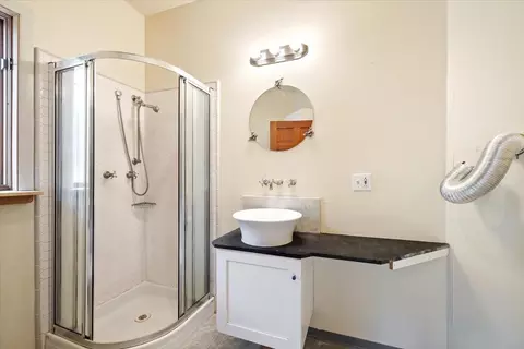 Bath - 6411 Grant Ave, Carmichael, CA 95608 photo 3 of 5