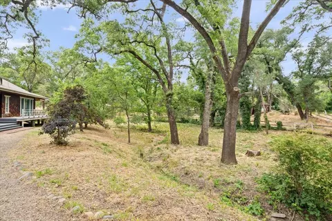 Exterior - 6411 Grant Ave, Carmichael, CA 95608 photo 5 of 10