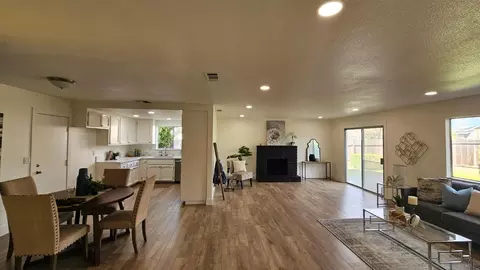 3000 Duquesne Way, Turlock, CA 95382 photo 2
