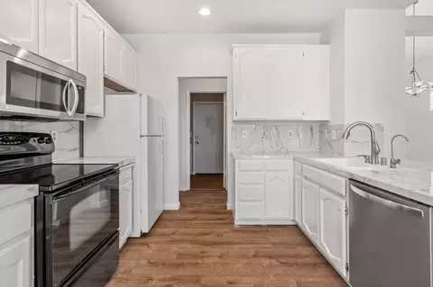 1285 Burgundy Ln, Manteca, CA 95337 photo 18