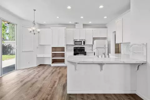 1285 Burgundy Ln, Manteca, CA 95337 photo 14