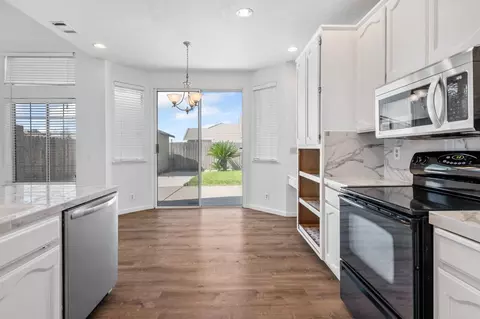 1285 Burgundy Ln, Manteca, CA 95337 photo 20