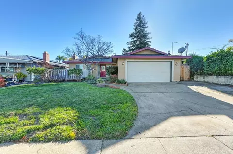 1113 Fairfield Ave, Roseville, CA 95678