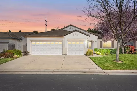 2431 Emerald Lake Ln, Elk Grove, CA 95758