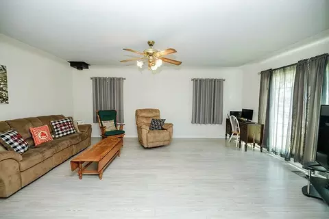 929 S Central Ave, Lodi, CA 95240 photo 15