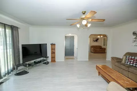 929 S Central Ave, Lodi, CA 95240 photo 11