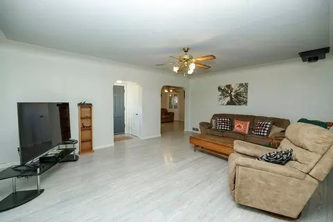 929 S Central Ave, Lodi, CA 95240 photo 10