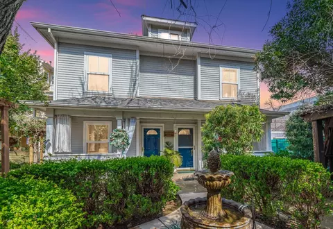 1419 S St, Sacramento, CA 95811