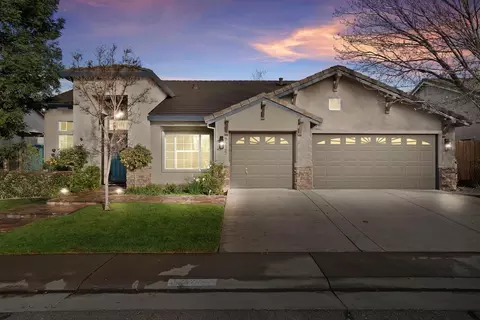9229 Crosscourt Way, Elk Grove, CA 95624