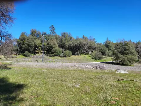 2240 Apache Pass Rd, Somerset, CA 95684 photo 1