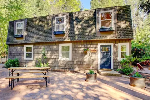 12329 Echo Dr, Nevada City, CA 95959