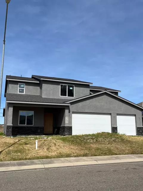 1813 Pebble Beach Pl, Merced, CA 95340 photo 3