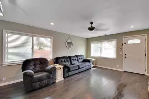 Living - 10100 Larkin Rd, Live Oak, CA 95953 photo 1 of 6