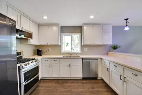 Kitchen - 10100 Larkin Rd, Live Oak, CA 95953 photo 3 of 5