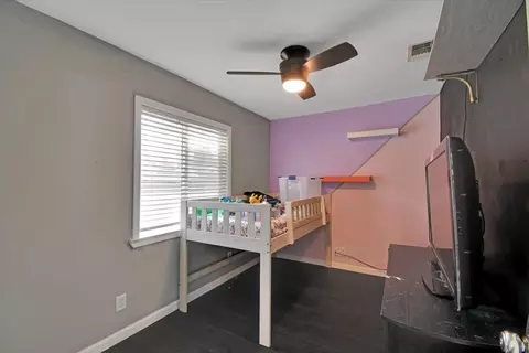 Bedroom - 10100 Larkin Rd, Live Oak, CA 95953 photo 2 of 8