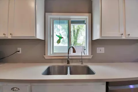 Kitchen - 10100 Larkin Rd, Live Oak, CA 95953 photo 5 of 5