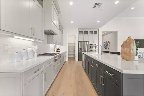 Entry Way - 2941 Ashton St, Lodi, CA 95242 photo 14 of 25