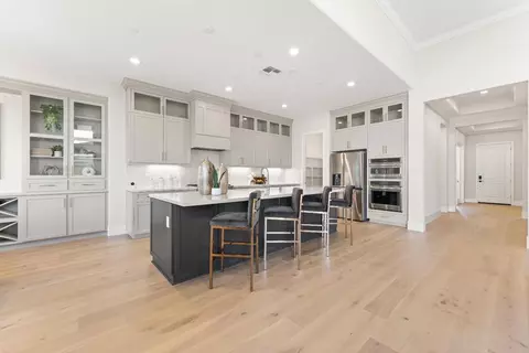 Entry Way - 2941 Ashton St, Lodi, CA 95242 photo 13 of 25