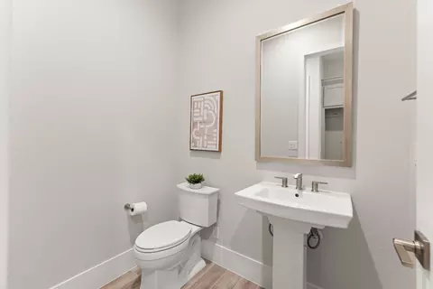 Bath - 2941 Ashton St, Lodi, CA 95242 photo 4 of 6