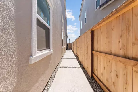 Entry Way - 2941 Ashton St, Lodi, CA 95242 photo 24 of 25