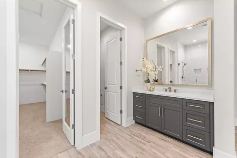 Entry Way - 2941 Ashton St, Lodi, CA 95242 photo 21 of 25