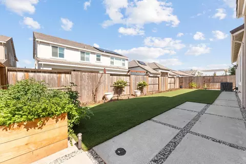 Exterior - 2941 Ashton St, Lodi, CA 95242 photo 7 of 13