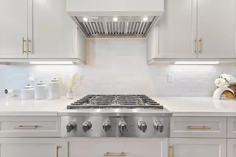 Kitchen - 2941 Ashton St, Lodi, CA 95242 photo 6 of 7