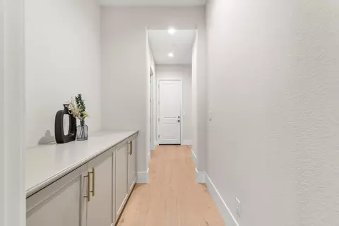 Entry Way - 2941 Ashton St, Lodi, CA 95242 photo 20 of 25