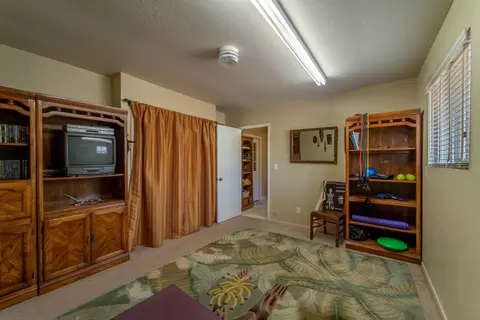 948 Mills Ave, Modesto, CA 95350 photo 33
