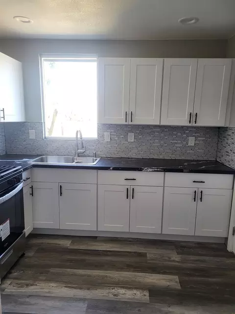 1565 E 8th St, Stockton, CA 95206 photo 7