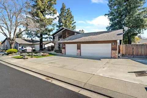 1136 1136 Nut Tree Ln, Modesto, CA 95355 photo 2