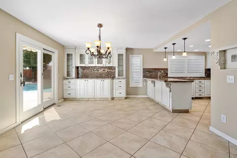 1136 1136 Nut Tree Ln, Modesto, CA 95355 photo 18
