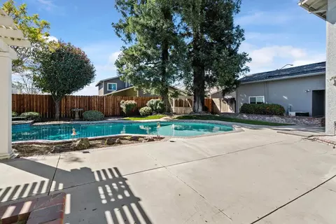 1136 1136 Nut Tree Ln, Modesto, CA 95355 photo 43