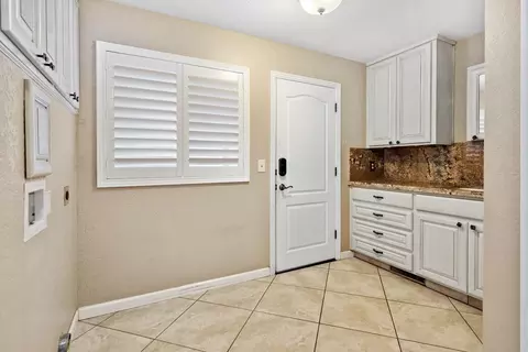 1136 1136 Nut Tree Ln, Modesto, CA 95355 photo 8