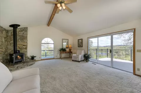 Living - 1421 Pepper Tree Dr, Placerville, CA 95667 photo 11 of 12