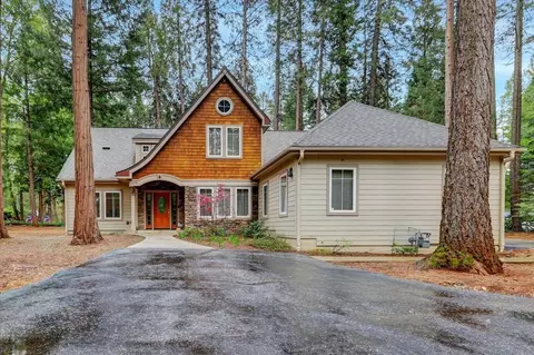 12191 Koswyn Ct, Nevada City, CA 95959