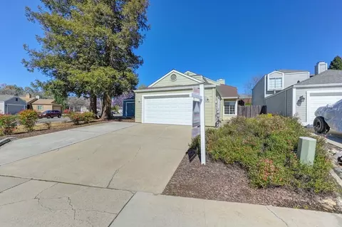 3022 Springview Meadows Dr, Rocklin, CA 95677 photo 2