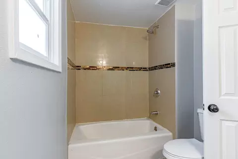 634 Jean St, Modesto, CA 95351 photo 17