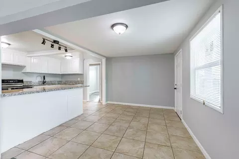 634 Jean St, Modesto, CA 95351 photo 5