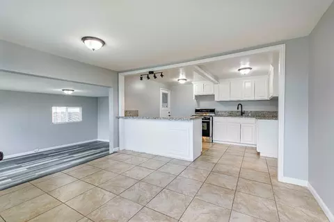 634 Jean St, Modesto, CA 95351 photo 4