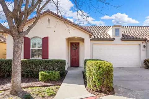 1113 Marseille Ln, Roseville, CA 95747