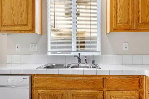 2025 San Ramos Ct, Modesto, CA 95358 photo 11