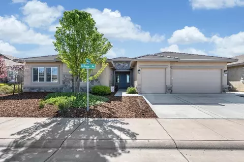 1070 Dimaggio Way, Galt, CA 95632 photo 1