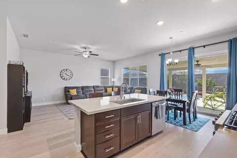 Kitchen - 1070 Dimaggio Way, Galt, CA 95632 photo 1 of 4