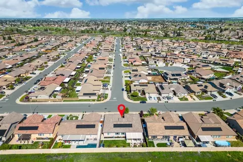 View/Area - 1070 Dimaggio Way, Galt, CA 95632 photo 3 of 3