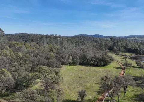 17235 Cabrera Rd, Grass Valley, CA 95949 photo 8