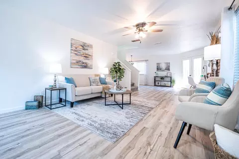 36 Patricia Way, Roseville, CA 95678