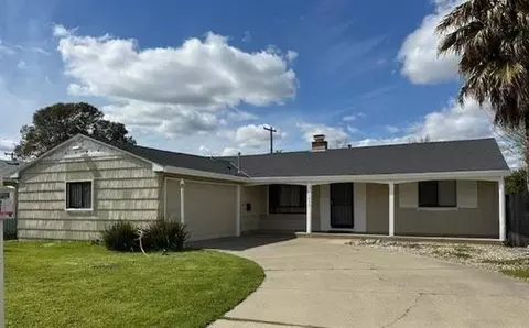 4833 J Pkwy, Sacramento, CA 95823