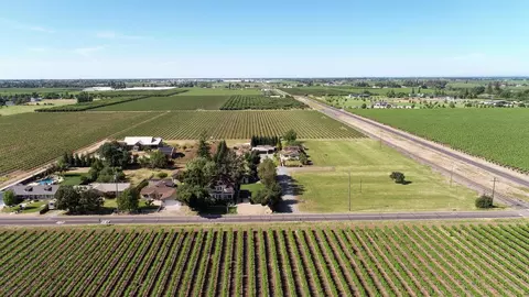View/Area - 5909 E Armstrong Rd, Lodi, CA 95240 photo 3 of 7