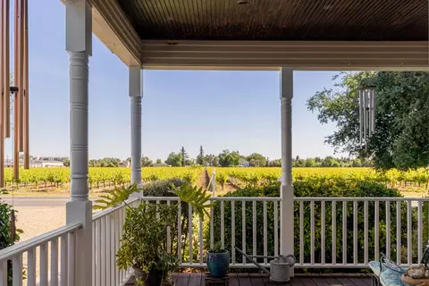 Exterior - 5909 E Armstrong Rd, Lodi, CA 95240 photo 6 of 18